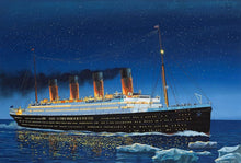 Load image into Gallery viewer, Titanic 1:700 Scale Model Kit - Traditional Design with Textured Hull Features