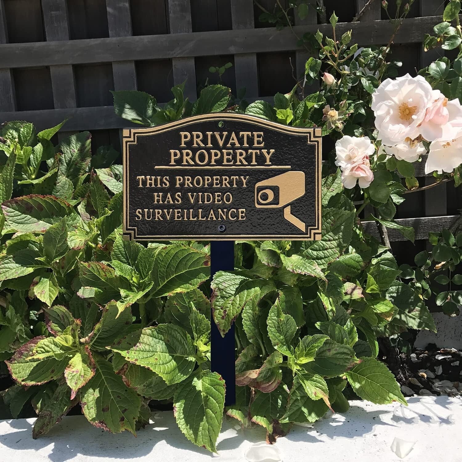Durable Decorative Garden Boss Private Property Sign with Alumi-Shield Coating