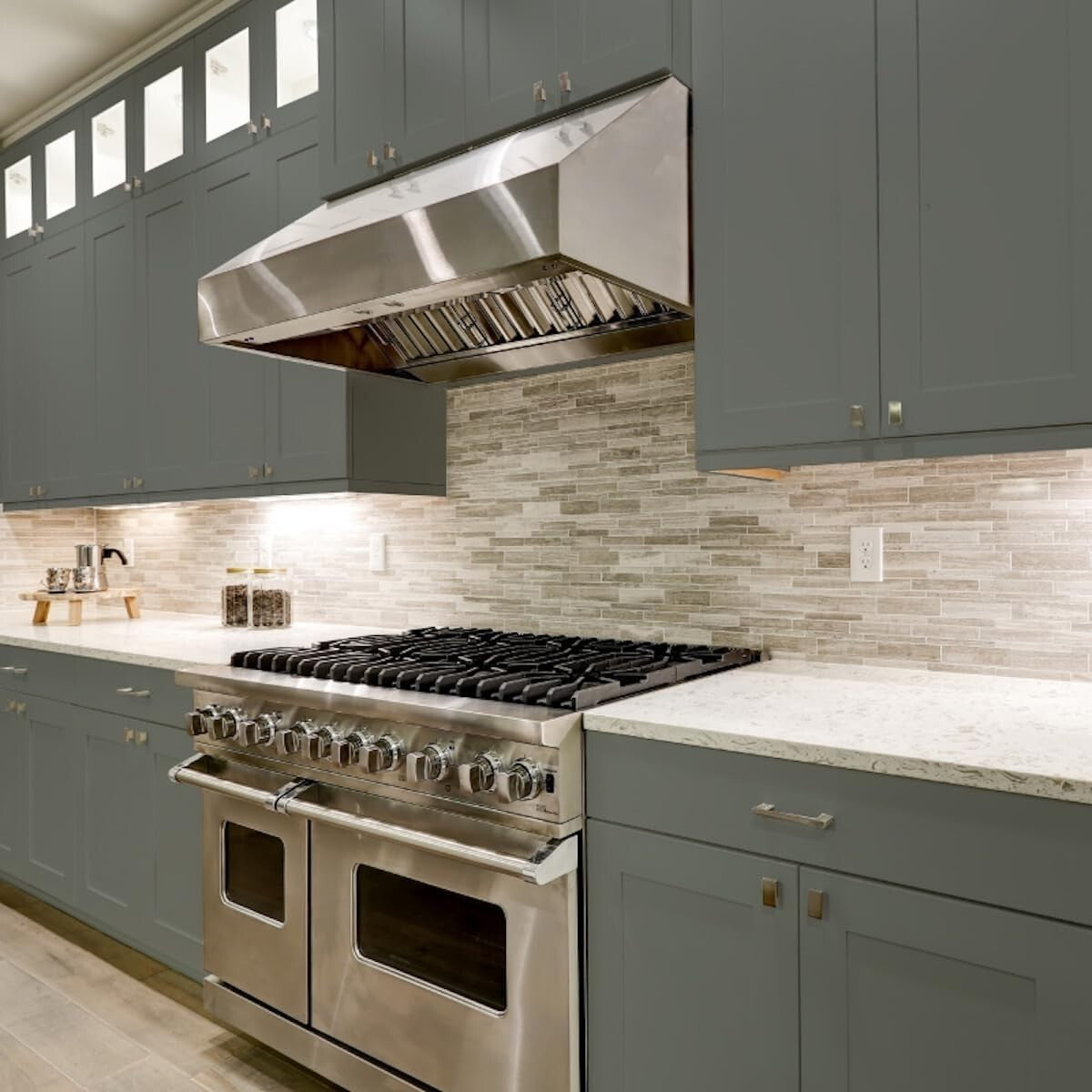 Transform Your Cabinets with Nuvo Olde Sage Paint - 31 Oz Low Odor, Satin Finish