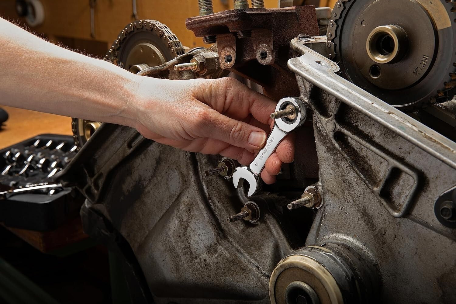 Professional 14 Pc. Stubby Ratcheting Wrench Set - Enhanced Grip & Access