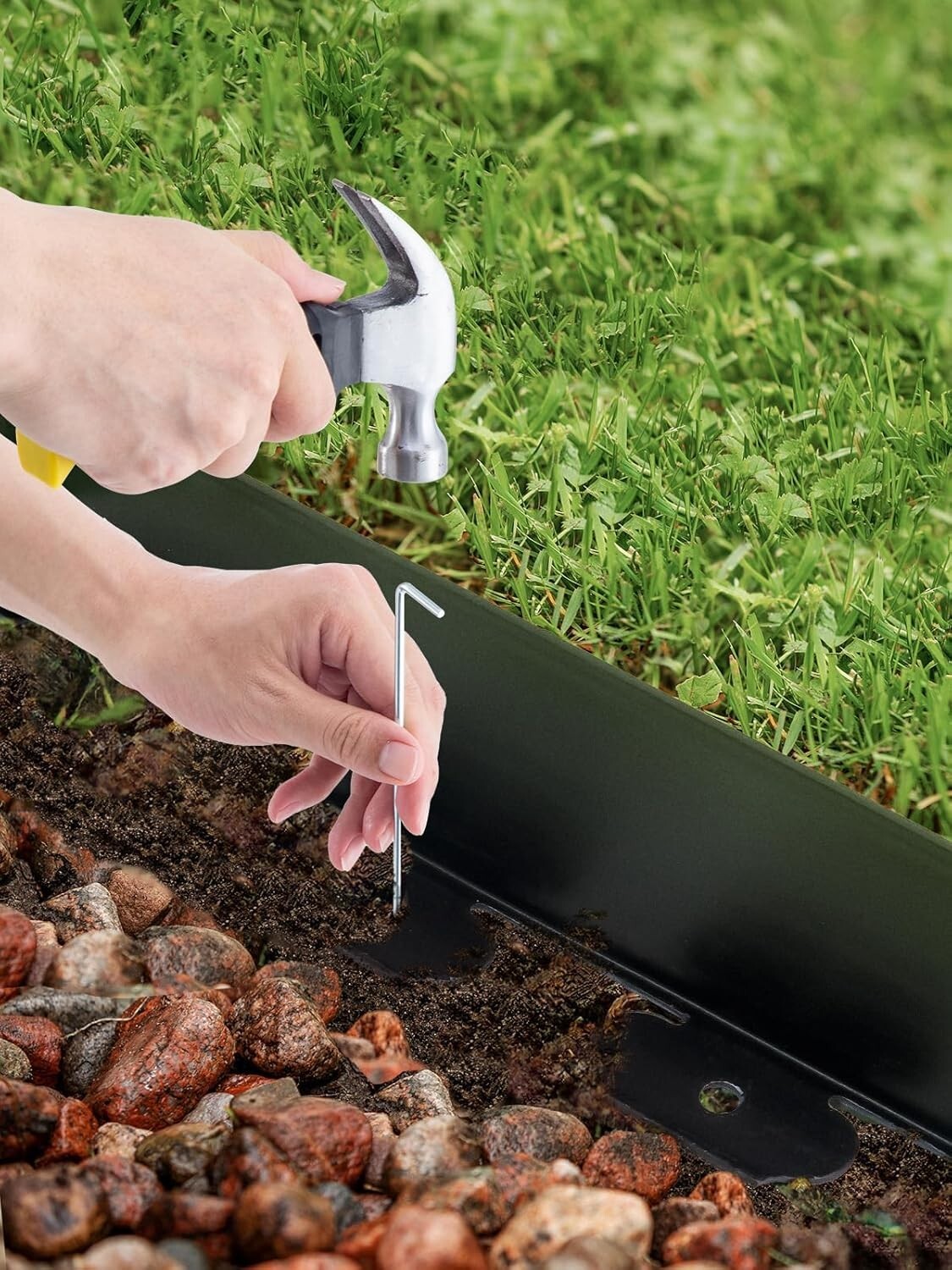 Trenchless 4" Tall Rubber Garden Edging - Flexible Landscape Border with Hammer