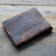 Load image into Gallery viewer, High-Quality Leather A4 Portfolio with Removable 4-Ring Binder – Ideal for Work
