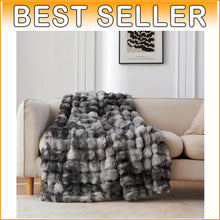 Load image into Gallery viewer, Soft Bubble-Shaped Faux Fur Throw 50x60 - Modern Elegant Blanket for All Seasons