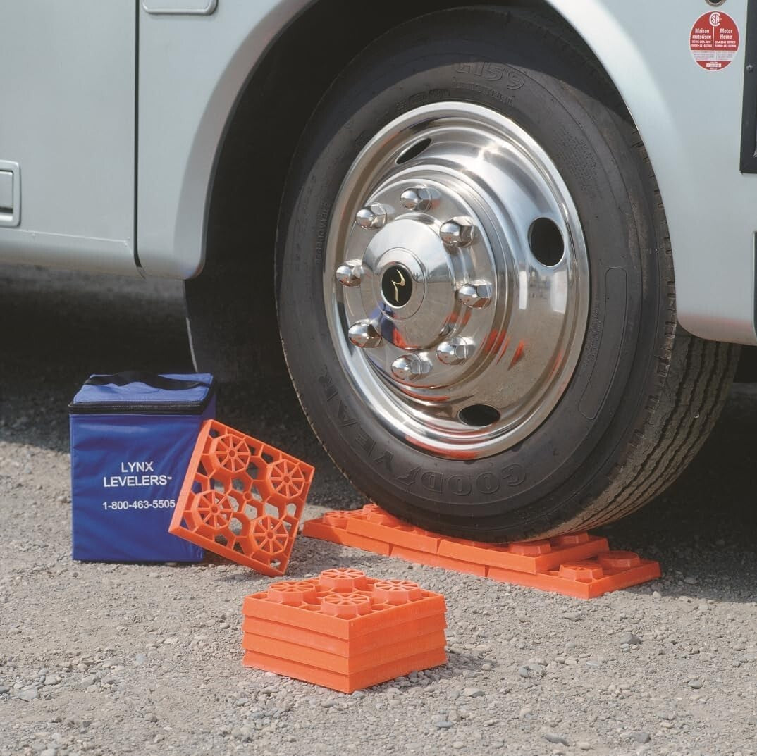 20 Lynx Levelers - Modular Leveling Kit for RVs & Trailers - Includes Carry Bags