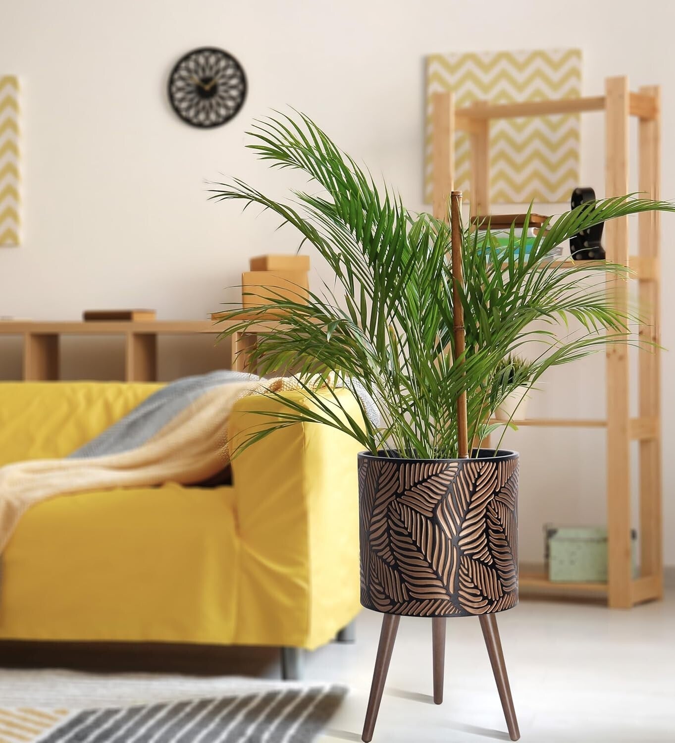 X-Large Handcrafted Planter Pot with Stylish Wooden Stand - 7 Gallon Capacity