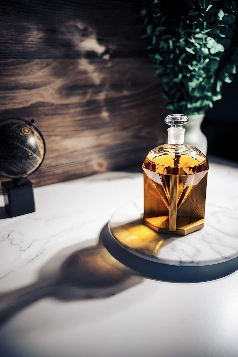 Luxury 750ml Clear Glass Decanter for Whiskey, Scotch, and Vodka – Ideal Gift
