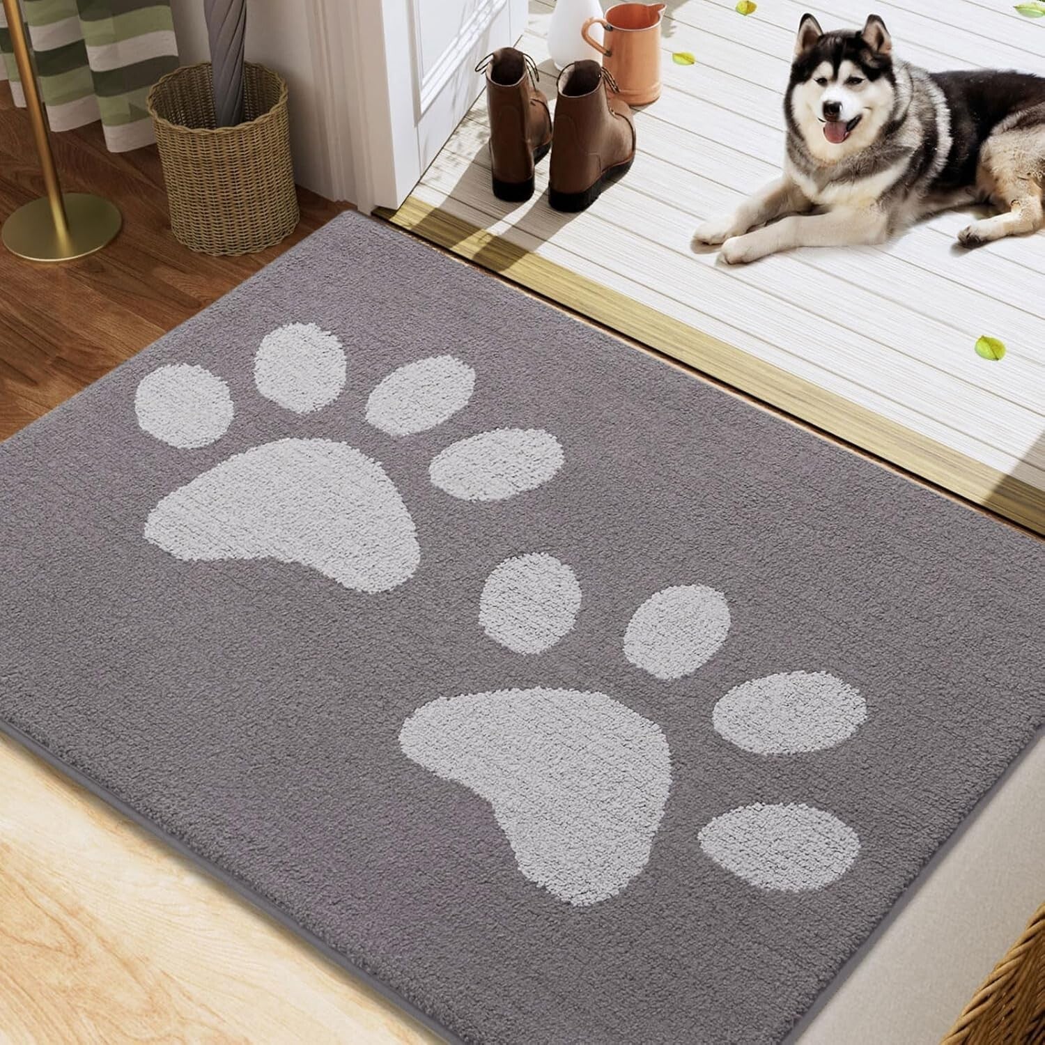 Absorbent Dog Door Mat for Muddy Paws - Non-Slip & Machine Washable 40x32