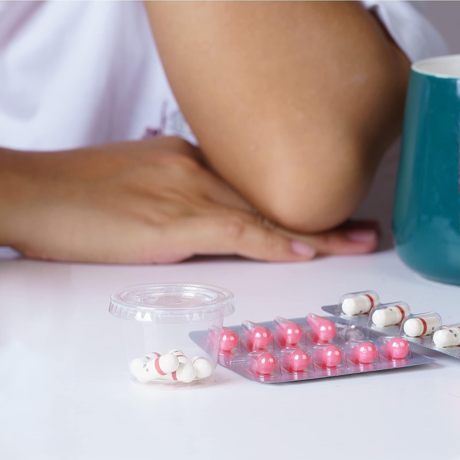 1oz Airtight Plastic Souffle Cups with Lids - Perfect for Jello Shots & Samples