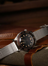 Load image into Gallery viewer, Elegant Milanese Mesh Watch Strap - Stylish Stainless Steel Band for All Watches
