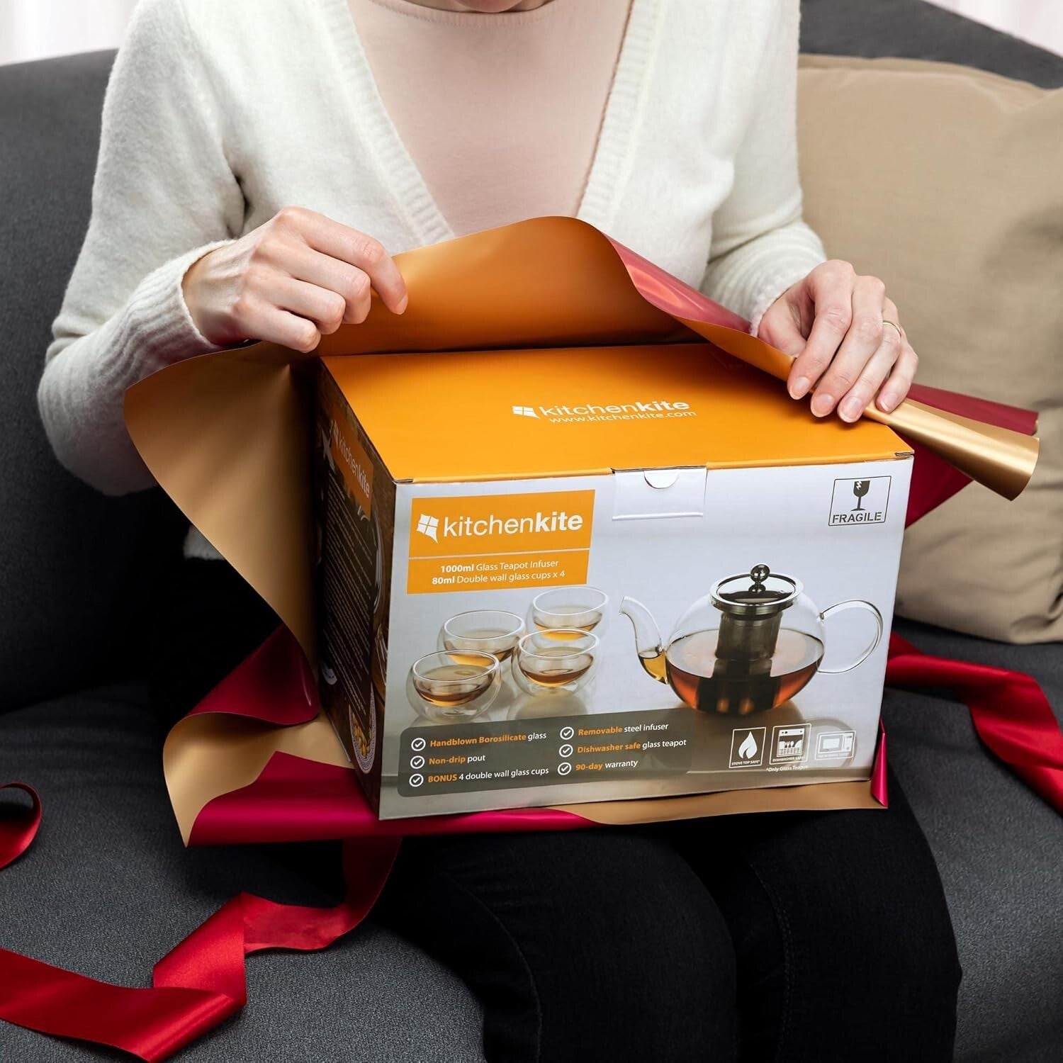 Microwave Safe Borosilicate Glass Teapot with 4 Teacups - Perfect for Tea Lovers