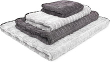 Load image into Gallery viewer, Machine Washable 900 GSM Microfiber Car Drying Towel - 30x36 inches Rectangular