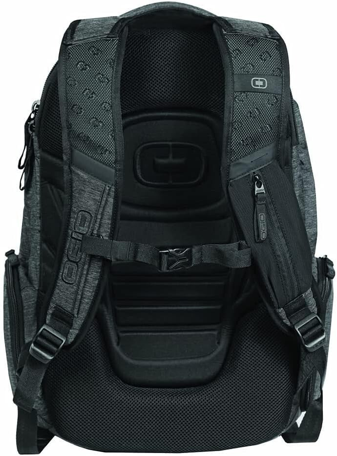 Versatile 19.5" Renegade Backpack with Ultimate Protection for Laptops
