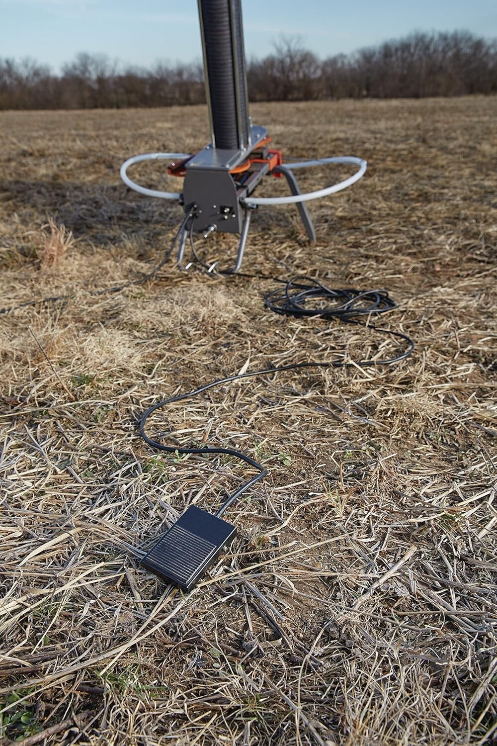 Champion Workhorse Electronic Trap - Compact Clay Thrower with 50 Clay Capacity