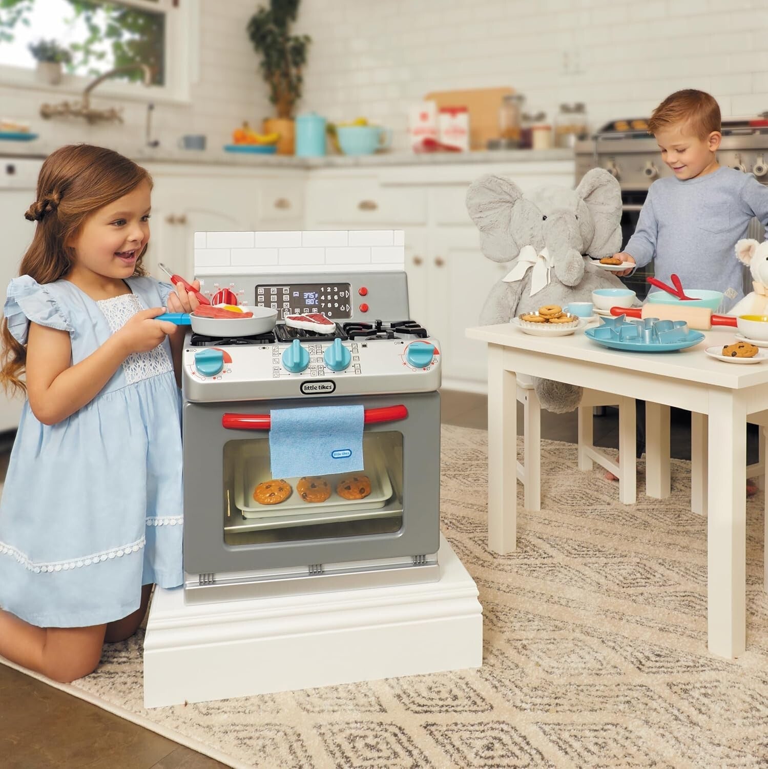 Durable Kids Cooking Toy Oven - Engaging Pretend Play with Interactive Features