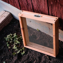 Load image into Gallery viewer, Versatile Cedar Garden Sifter for Efficient Soil Sifting - Eco-Friendly Design