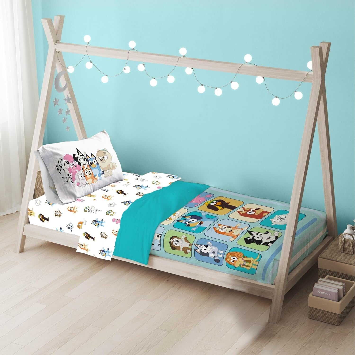 Bluey & Friends 4-Piece Toddler Bedding Set – Soft Microfiber Dream Collection