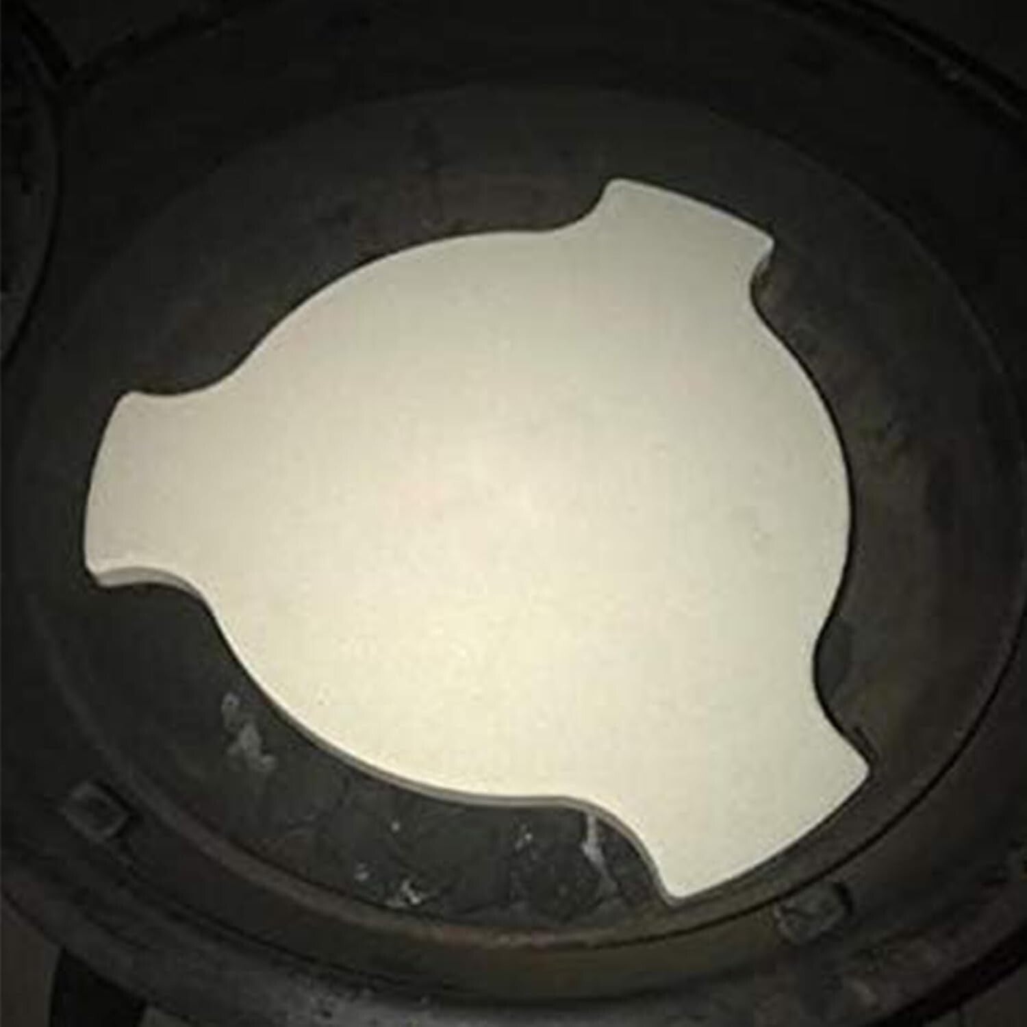 Big Green Egg 18" Pizza Stone Heat Deflector for Ultimate BBQ Experience