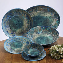 Load image into Gallery viewer, Vibrant 11" Dinner Plates in Teal - Set of 6, Durable Melamine for All Occasions