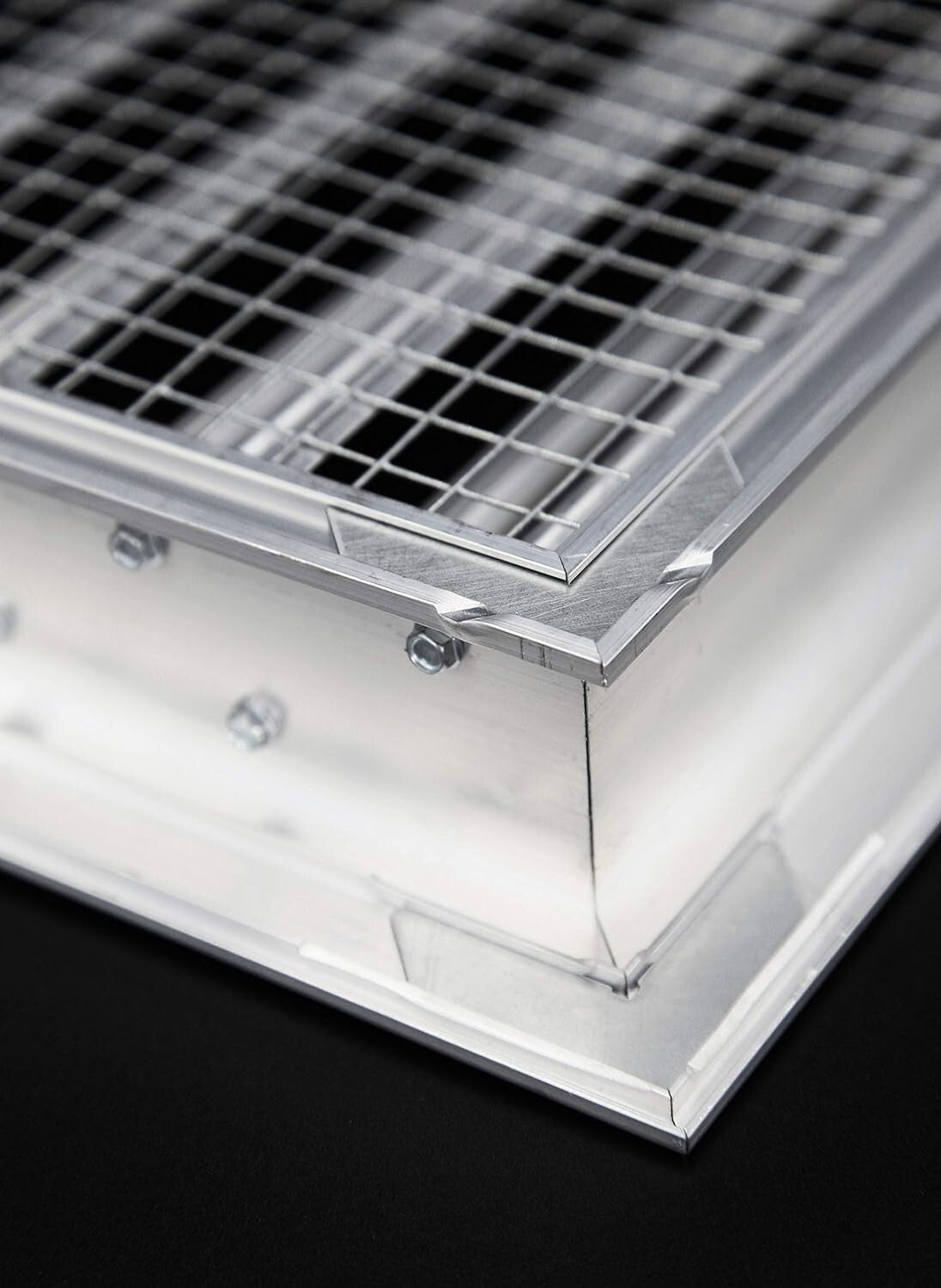 Elegant 14" x 24" Aluminum Exterior Louver Vent - Weather-Resistant & Pest-Proof