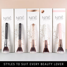Load image into Gallery viewer, Complete Professional Vegan Makeup Brush Set - Soft Brushes &amp; Eco-Friendly Case