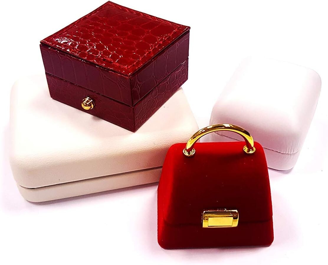 14K Gold Hypoallergenic Flat Back Cartilage Piercing with 3mm Simulated Diamond