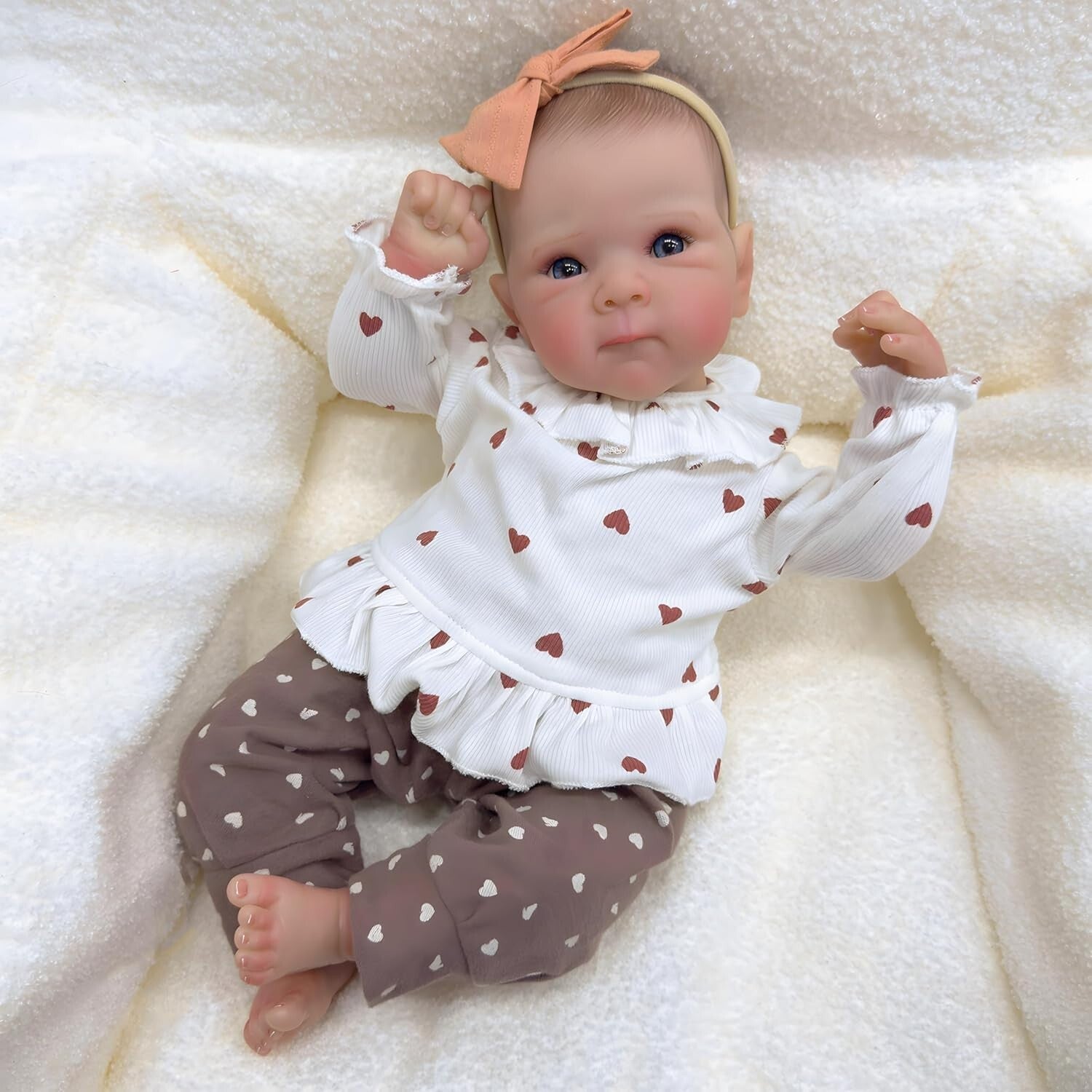 18-Inch Lifelike Reborn Baby Doll in Gift Box - Soft and Realistic for Kids 3+