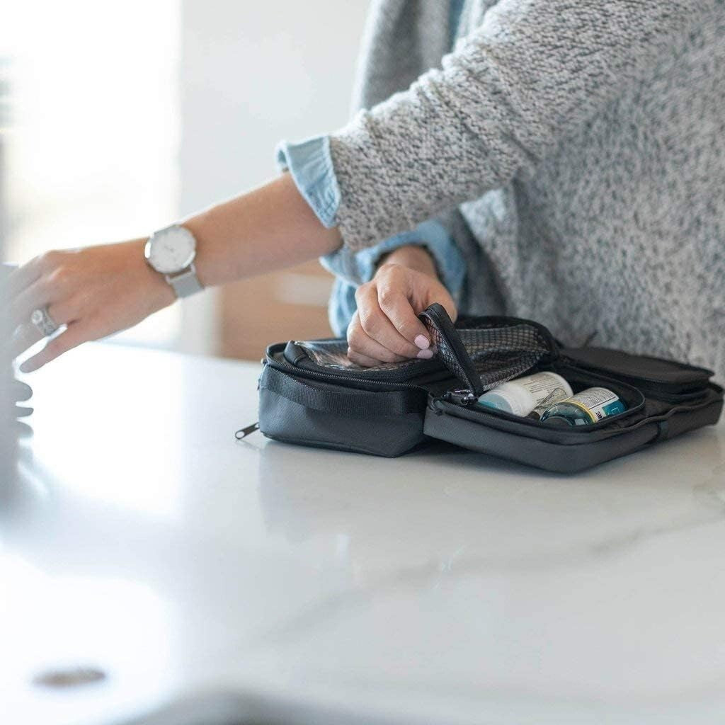 Lightweight Hanging Toiletry Bag for Men & Women - Perfect Travel Companion