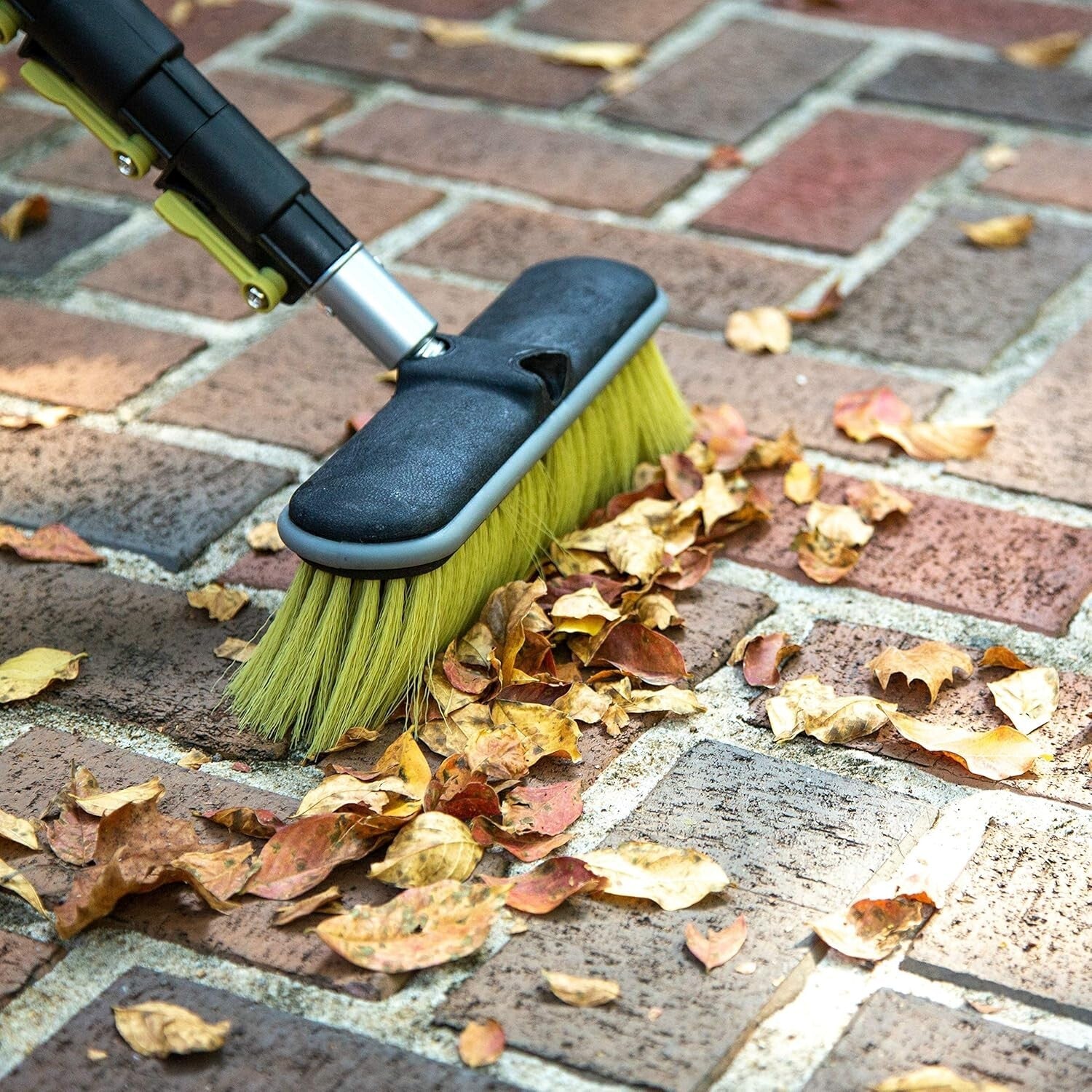 Lightweight DOCA 30 Ft Scrubbing Brush - Rubber Bumper for Safe Surface Cleaning