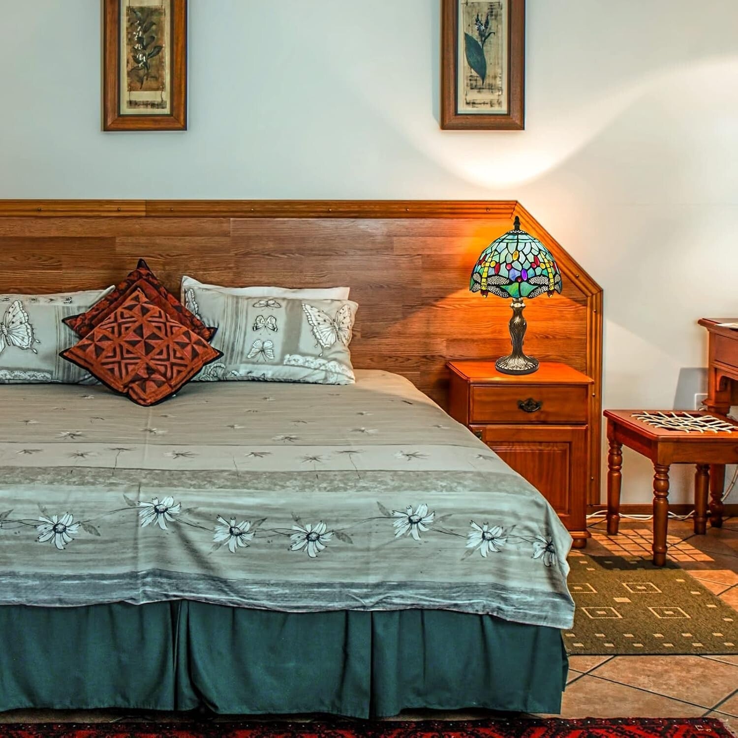 Elegant Green Dragonfly Stained Glass Table Lamp - Touch Switch & LED Compatible