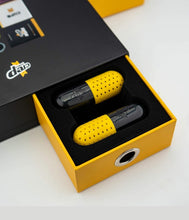 Load image into Gallery viewer, Compact Sneaker Cleaning Kit for Suede - Perfect Gift for Sneaker Enthusiasts