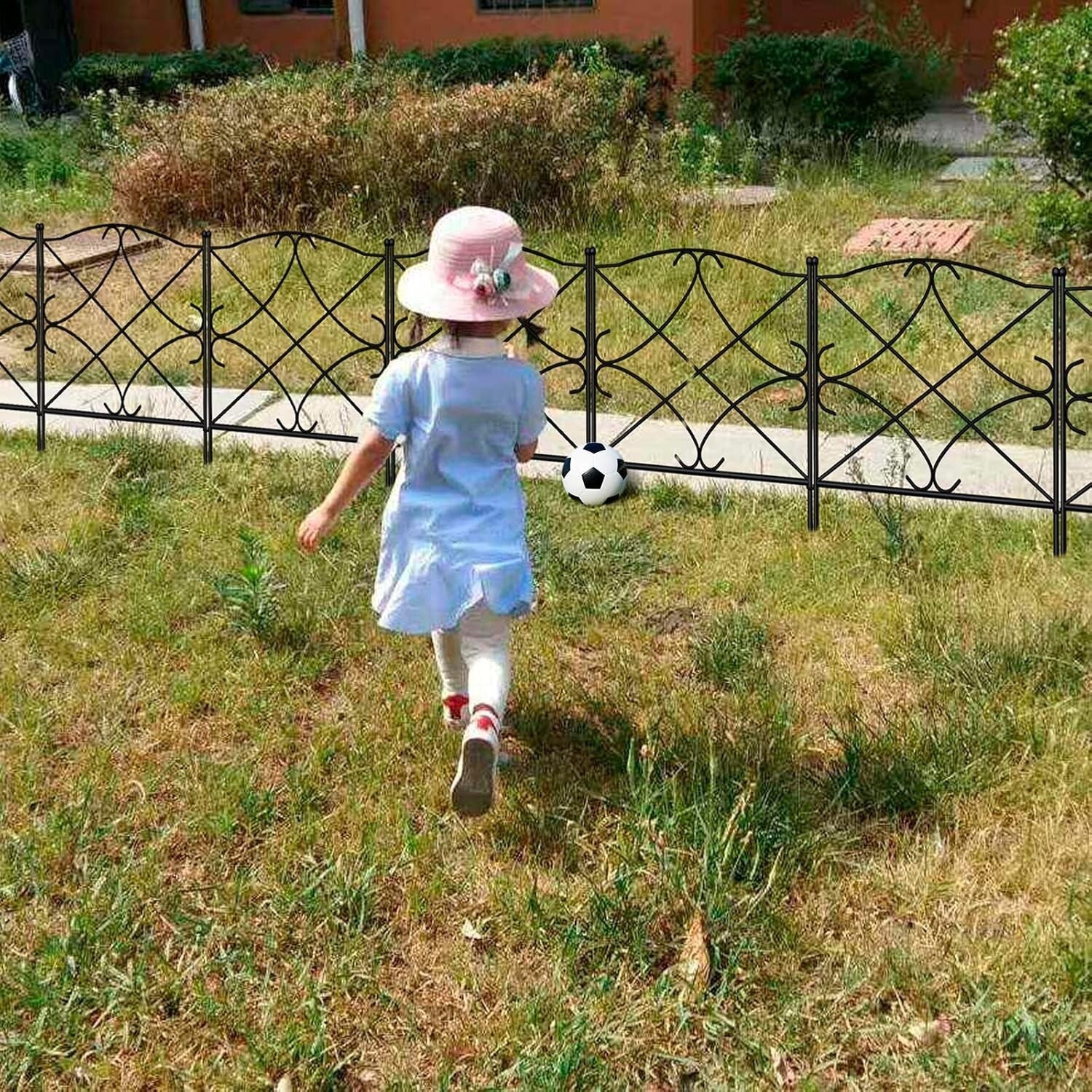 5-Panels Decorative Metal Garden Fence Set - 32in High, Rustproof Barrier