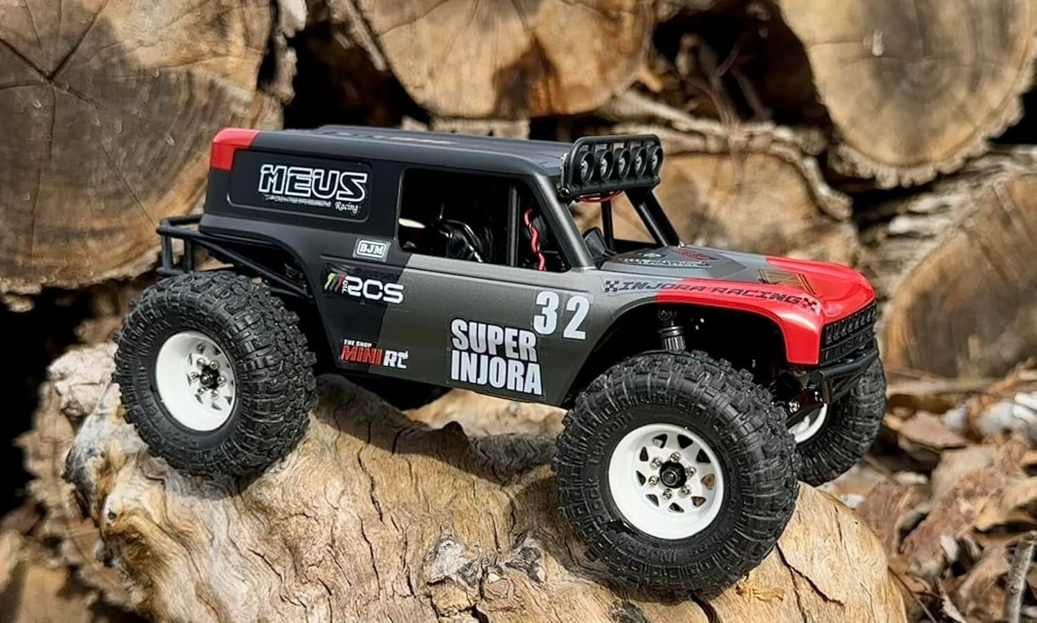 Customizable ABS+Nylon Body Shell with Carbon Fiber Frame for 1/24 RC Crawlers