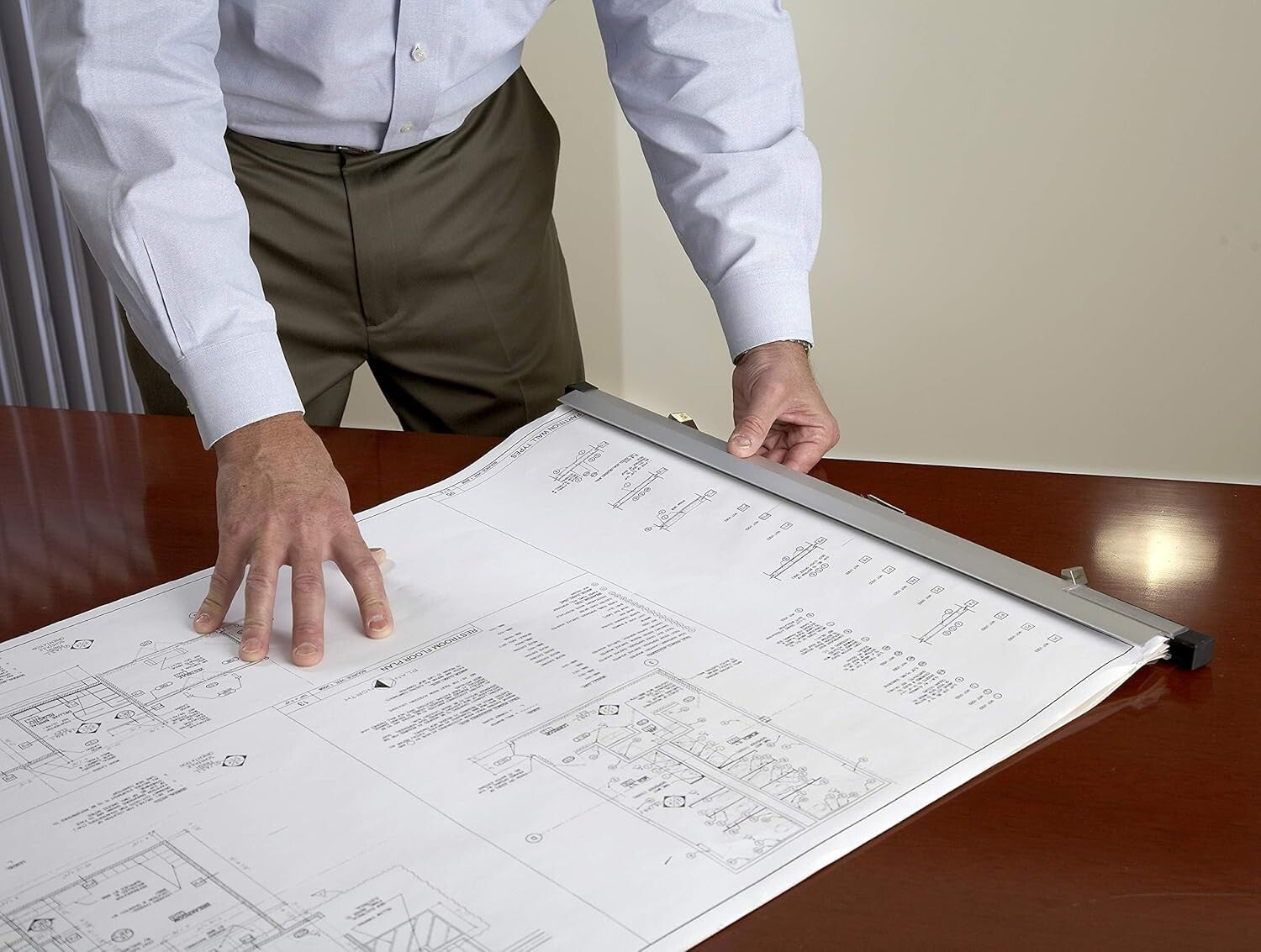 Comprehensive Blueprint Holder Clamp Set – 6 x 42-Inch Heavy-Duty Clips Included