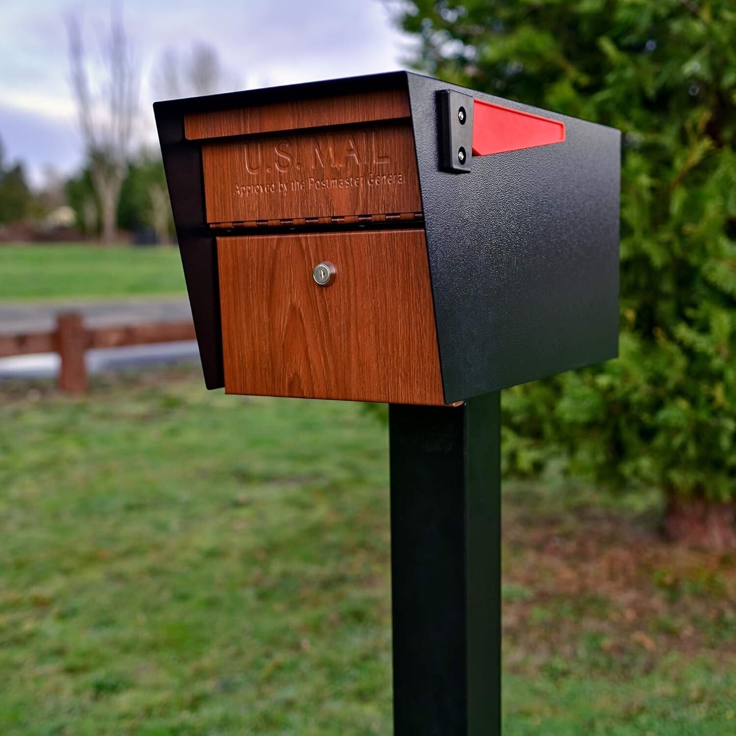 Elegant Locking Mailbox with Concealed Outgoing Clip & Vandal-Resistant Features