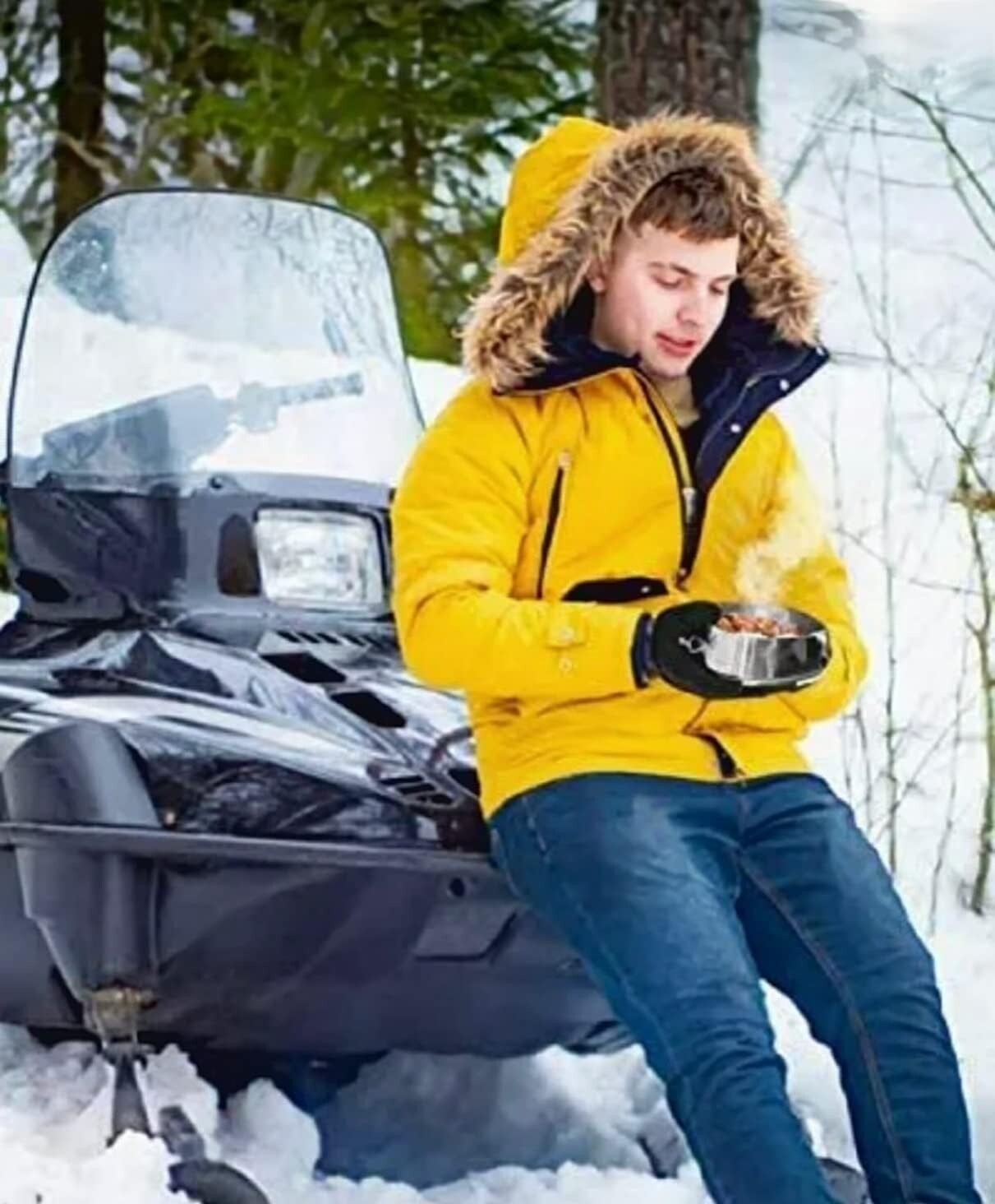 Enjoy Hot Camping Meals with MuffPot Exhaust Food Warmer for Outdoor Adventures