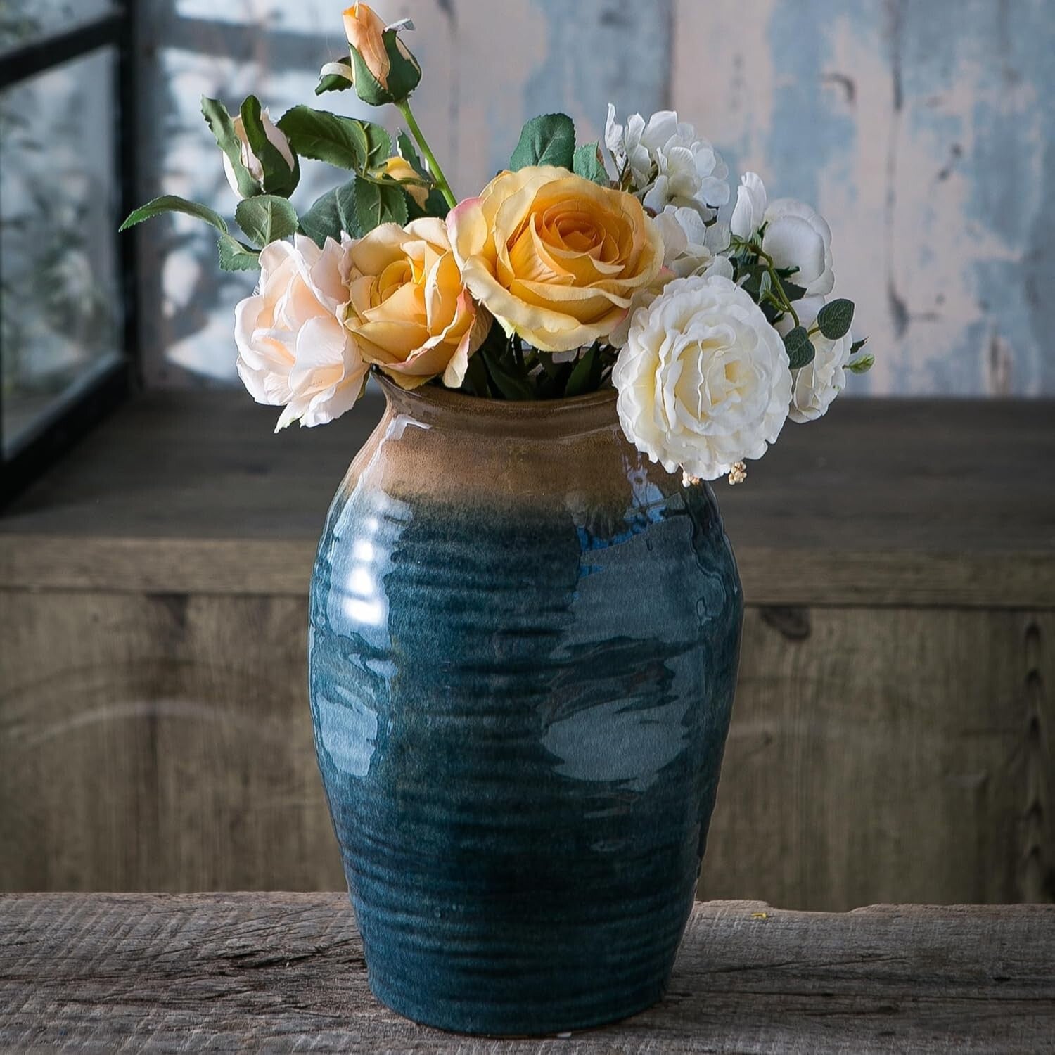 Show-Stopping Large Round Vase - Ceramic Floral Centerpiece for Modern Homes