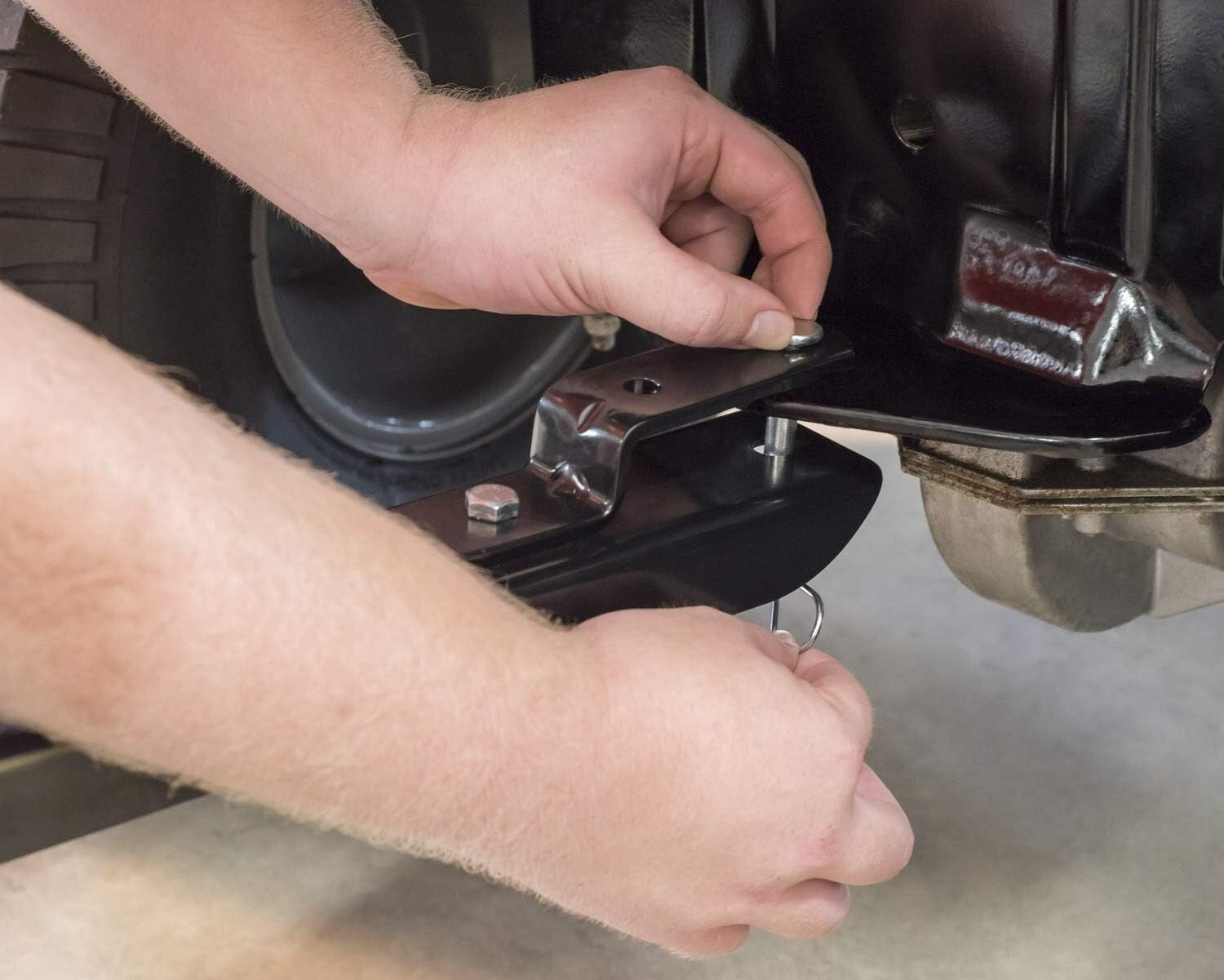 Professional Grade 40" Tow Behind Spike Aerator for Lawn Care Enthusiasts