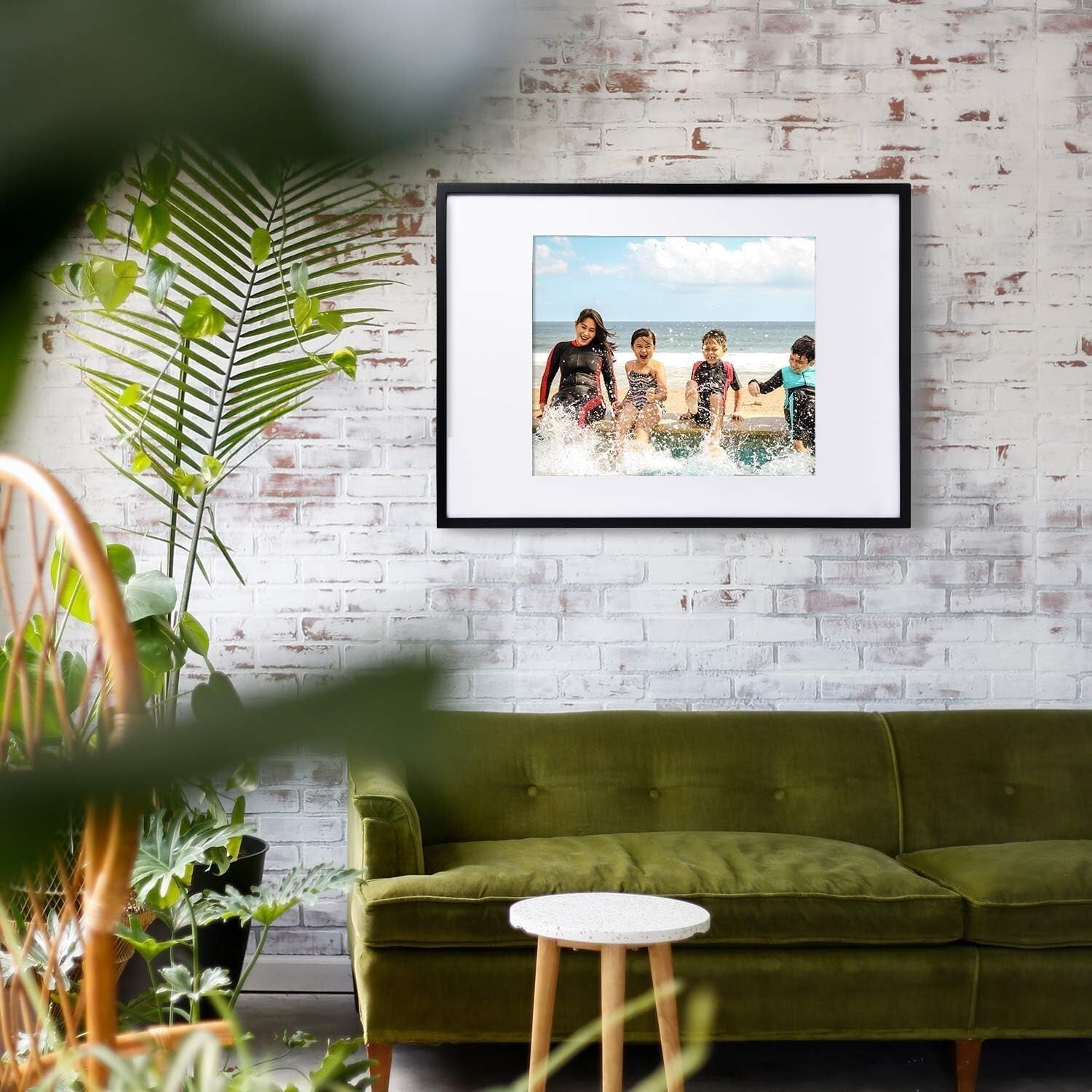 Elegant 24x36 Solid Wood Picture Frame with Plexiglass - Wall Mount & Tabletop