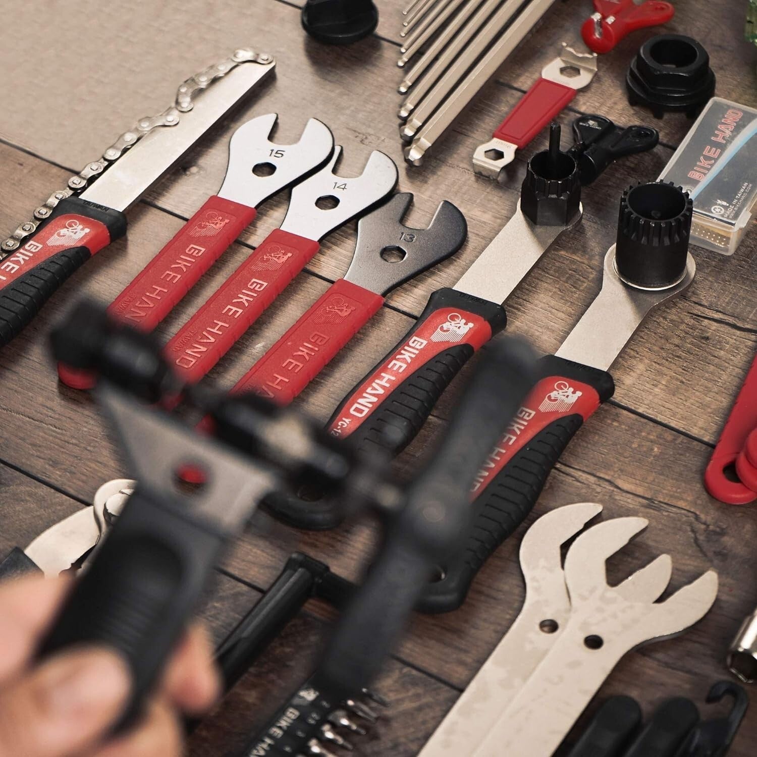 Comprehensive Bicycle Repair Set with Torque Wrench - Home Mechanic's Essential