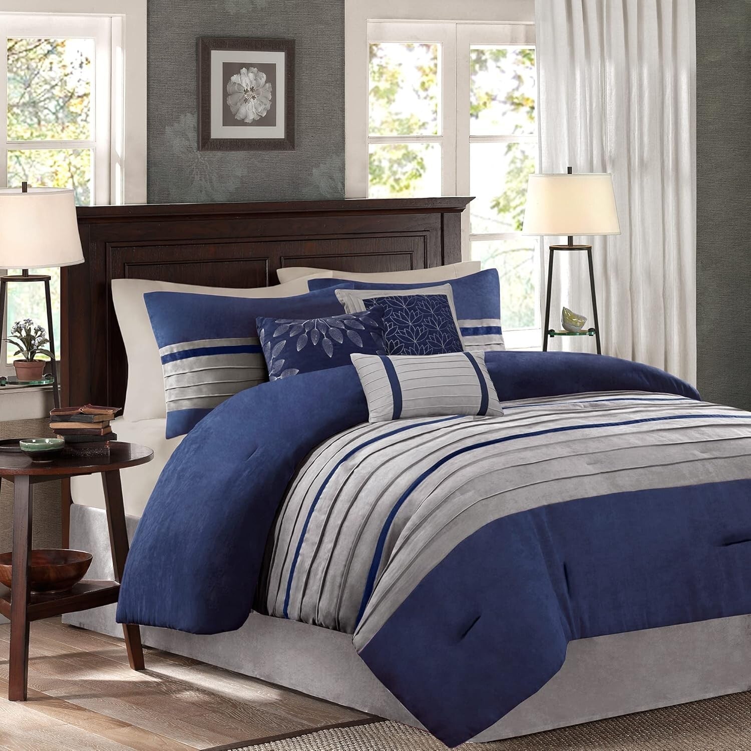 All-Season Down Alternative King Comforter Set with Decorative Shams & Pillow
