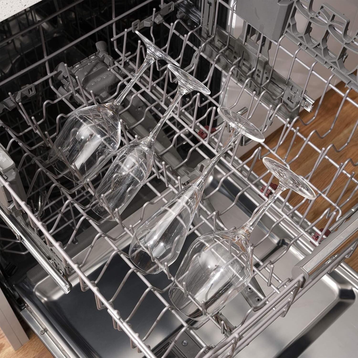 Dishwasher Safe Stylish Red Wine Glasses – 4 Count of Premium Crystal Elegance