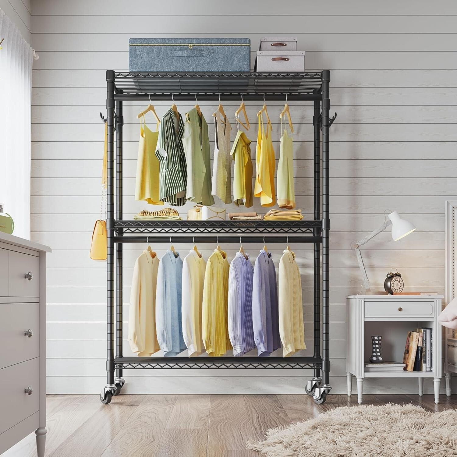 Freestanding Heavy-Duty Wire Shelving Clothes Rack with Load Capacity of 400 lbs