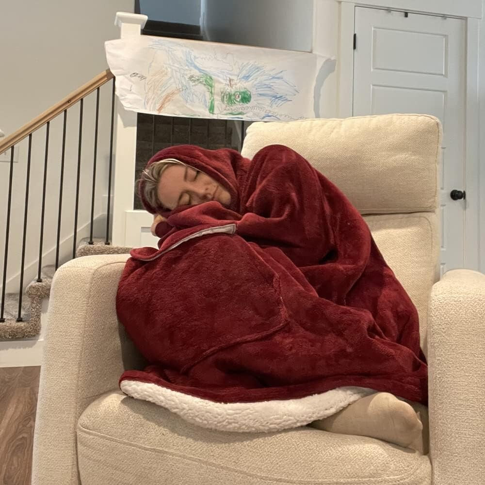 Cozy Oversized Sherpa Blanket Hoodie with Giant Pocket - Perfect Gift for All