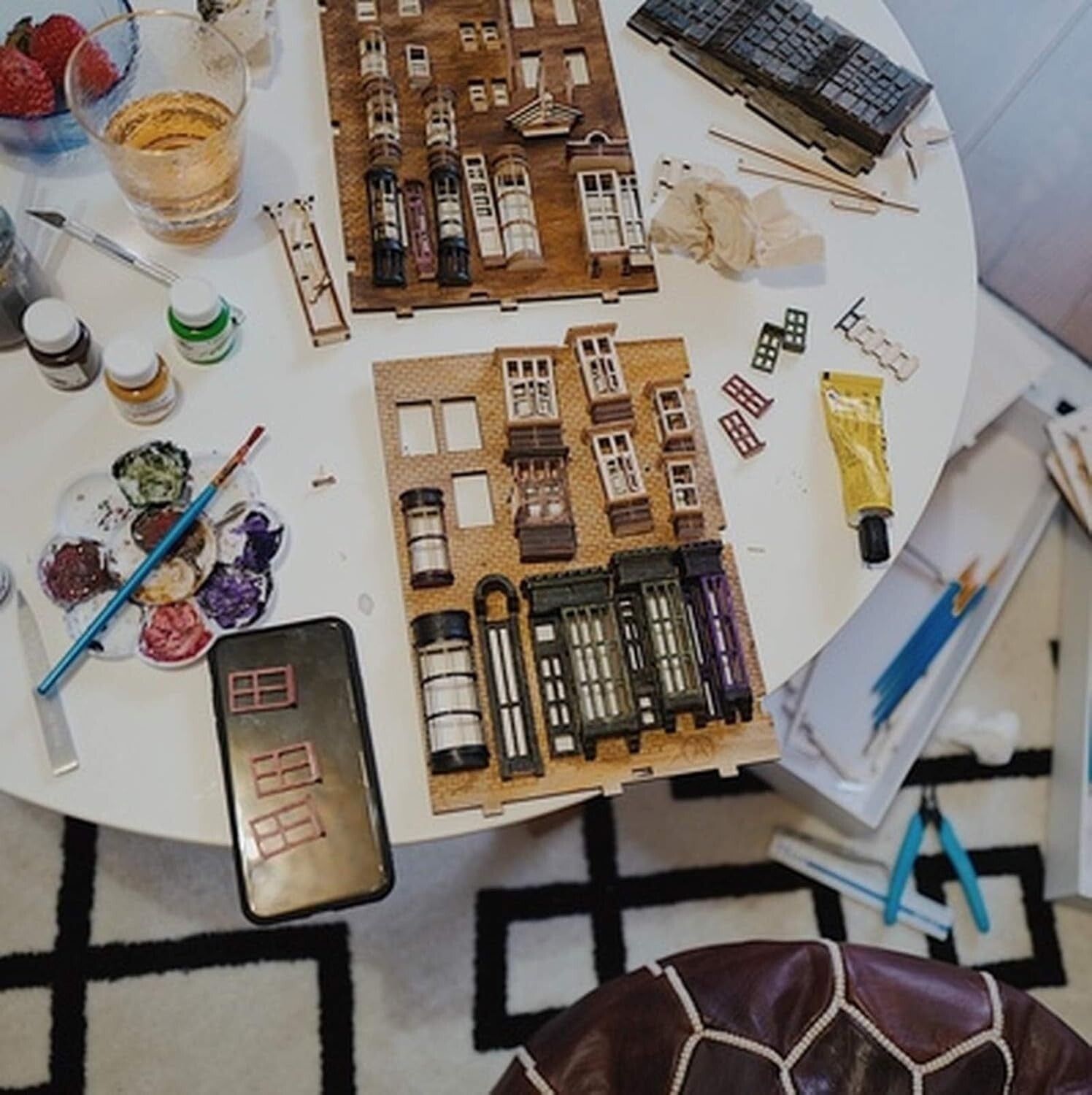 Intricate DIY Book Nook Kit for Adults - LED Light & Decorative Bookend Insert