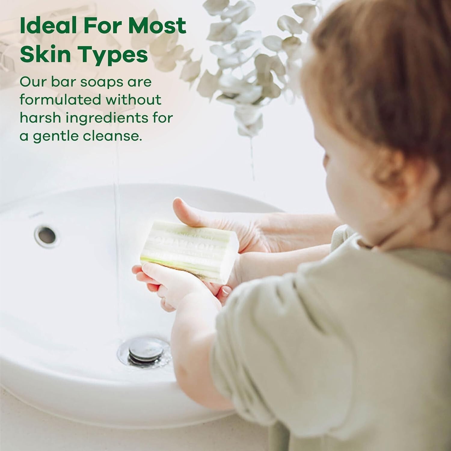 Luxurious Aloe Vera & Green Tea Soap Bars - 6.6 OZ Each, 8 Bars for Daily Care