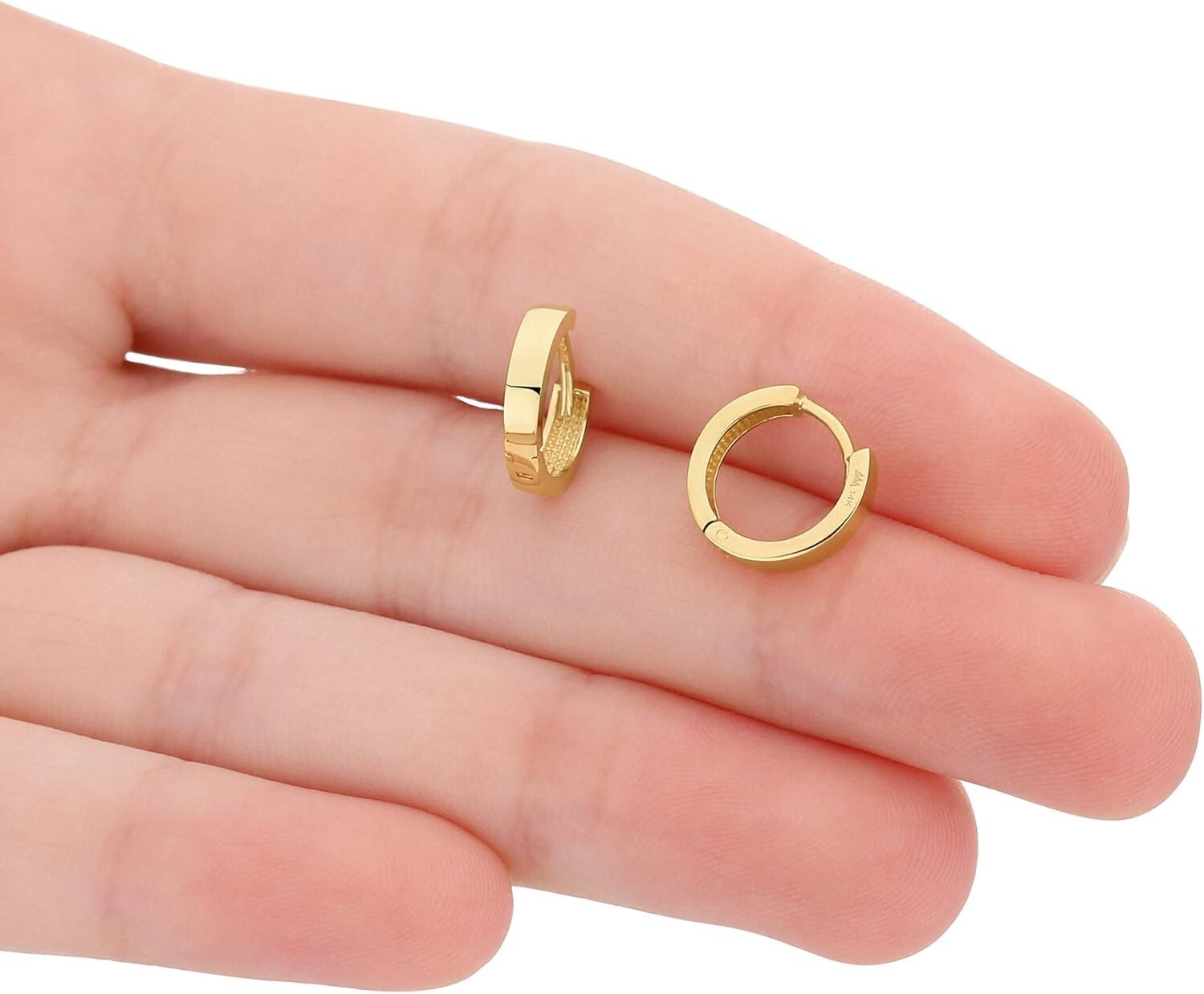 Stunning 14K Gold Huggie Hoop Earrings - Minimalist Style for Everyday Wear