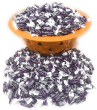 Load image into Gallery viewer, Bulk Grape Flavor Frooties Taffies - 5 lb Resealable Bag of 735+ Chewy Treats