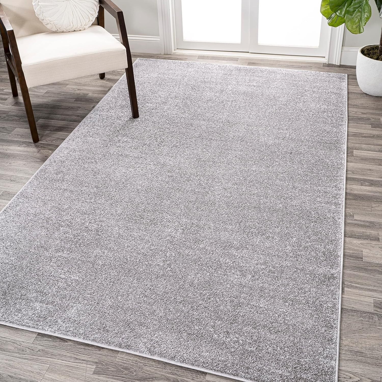 Modern Solid Grey Indoor Area Rug 4' x 6' - Low Pile, Stain Resistant & Pet Safe