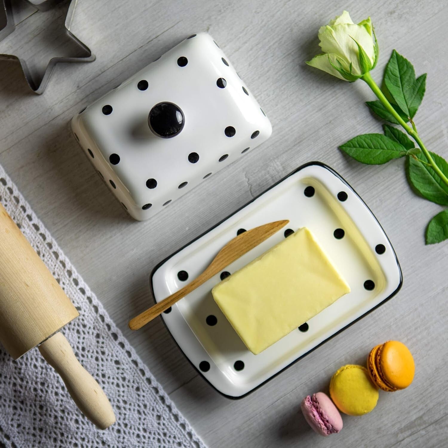 Elegant Ceramic Butter Keeper with Lid - 250g Capacity, Dishwasher Safe