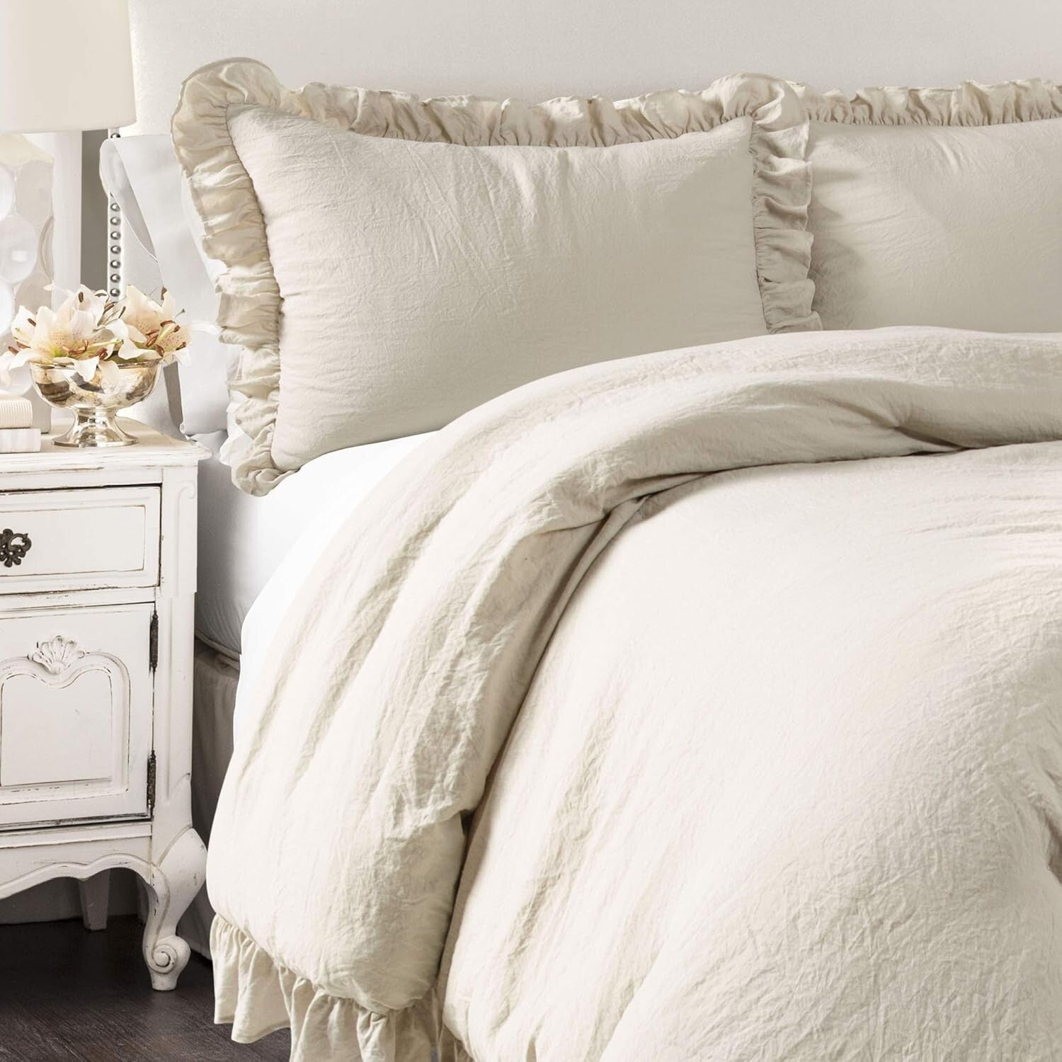 Elegant 3-Piece Reyna Ruffle Comforter Set - Cozy California King Bedding